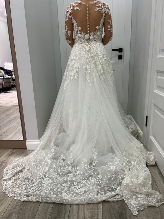 Платье свадебное