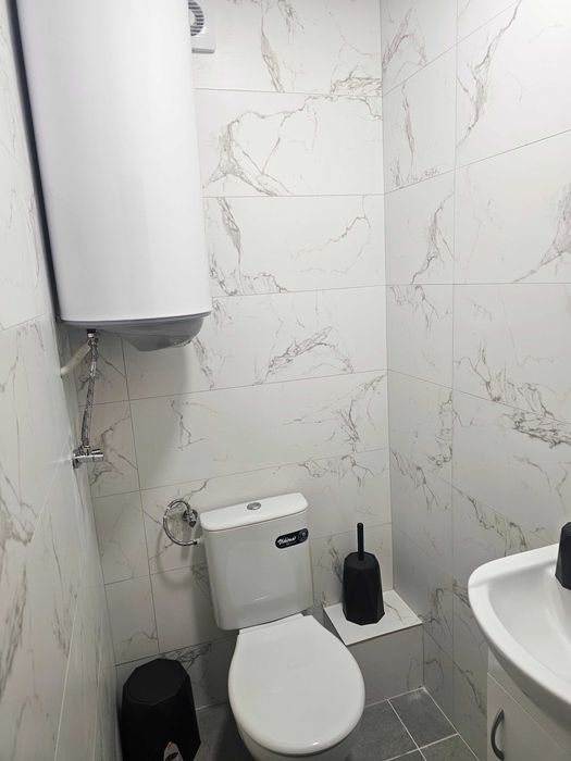 Дава се под наем Тристаен апартамент в Добрич, Северен парк - 93 кв.м за 348.84 € - Снимка #13