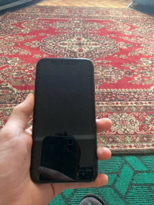 Продам iphone 11