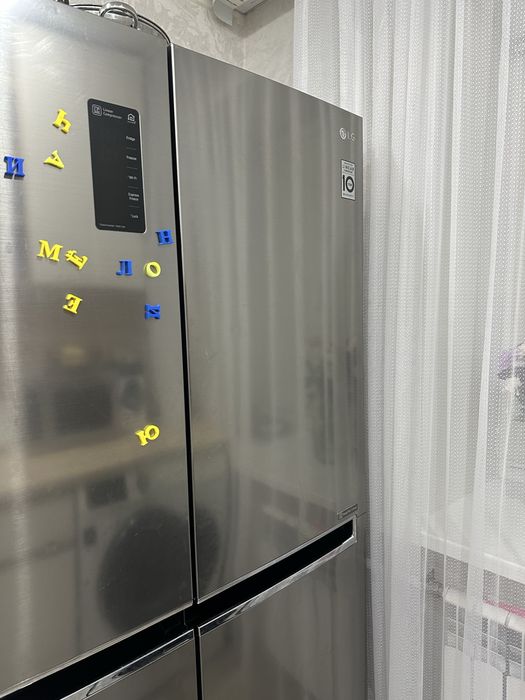 Продам холодильник