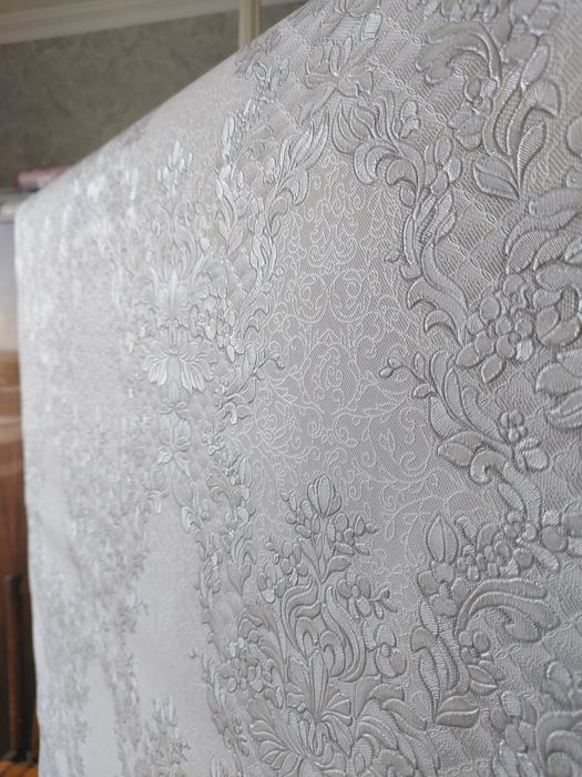 Обои метровые виниловые