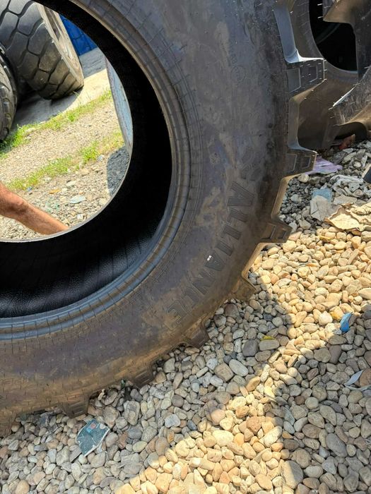 Anvelope noi 650.75 r32