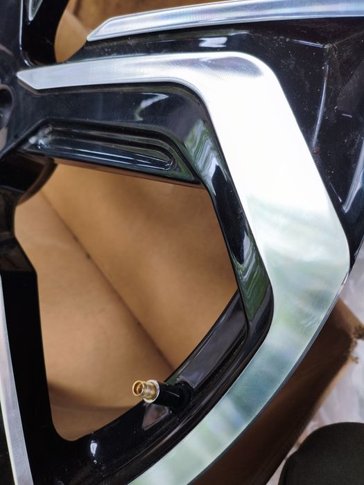 Диски R22 Zeekr и др. Кованые