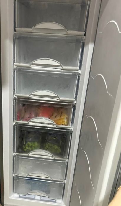 Продам морозилку Atlant 243л