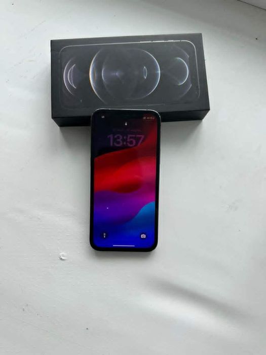 Продам IPHONE 12 PRO