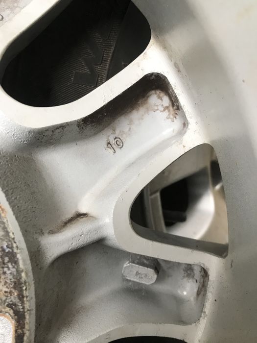 Алуминиеви джанти с гуми за Джип Мазда,245/70R16