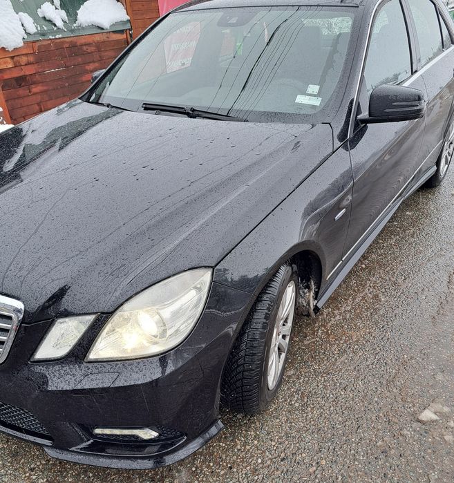 Продавам Мерцедес W212 2012год.Е250 204 к.с.
