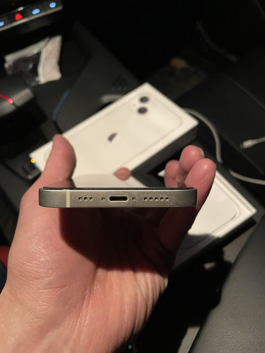 Продам идеальный Iphone 13 128GB