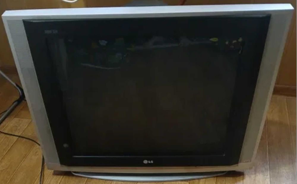 LED ЖК телевизор Samsung