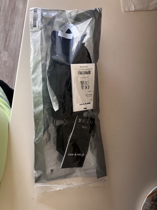 Manusi moto Vara Revit