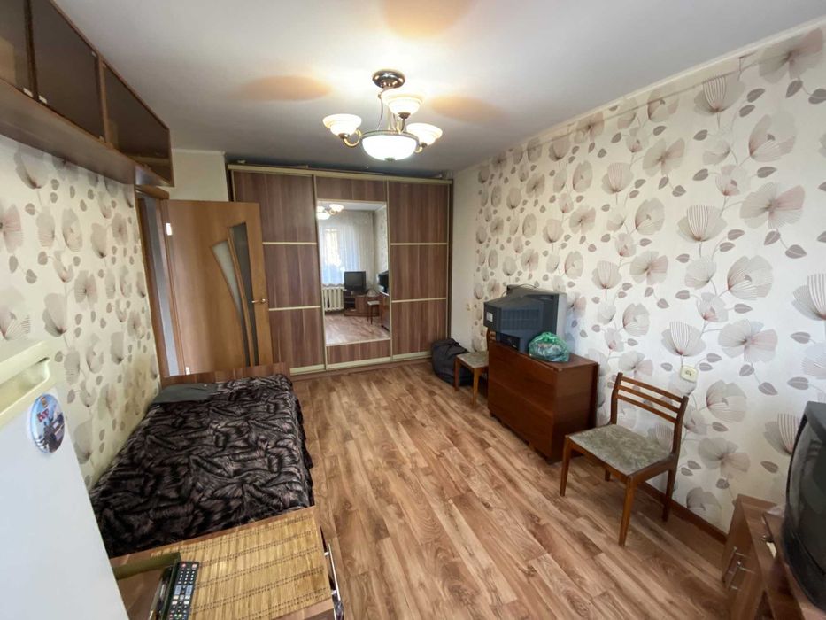 Продаётся 3-комнатная Центр