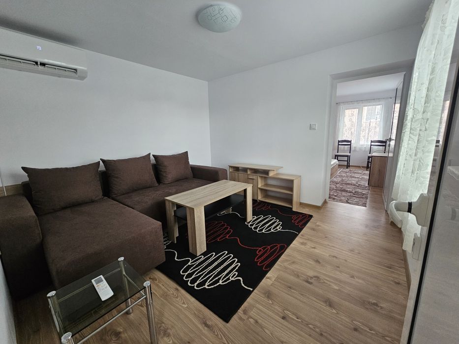 Давам под наем къща Костинброд