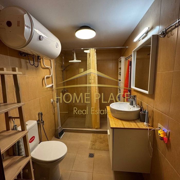 Двустаен - Кабакум