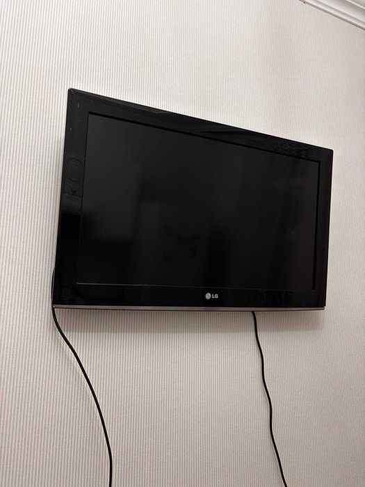 Телевизор Lg tv кранштейн
