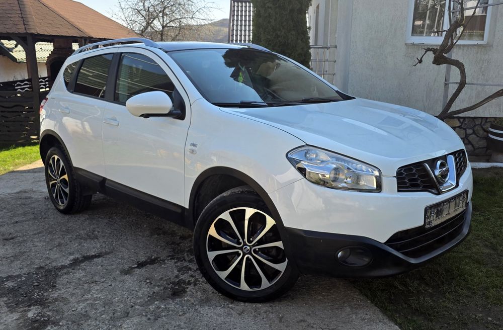 Nissan qashqai/cameră/panorama/impecabil