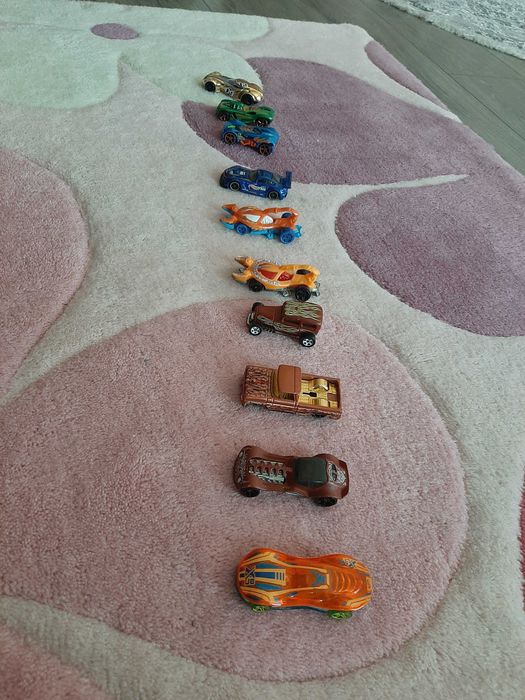 Количките Hot Wheels