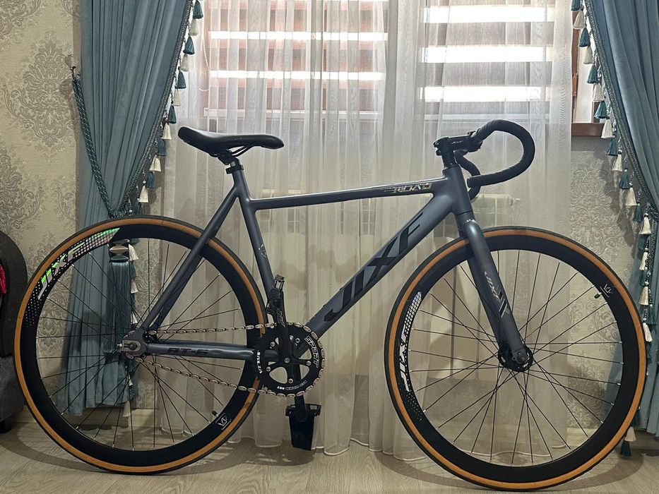 Велосипед фикс в хорошем состоянии