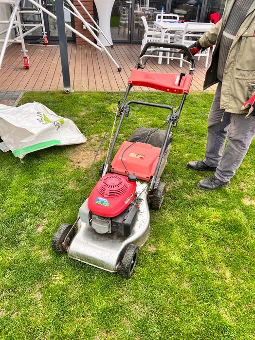 Mașină de tuns iarba Honda 46 cm