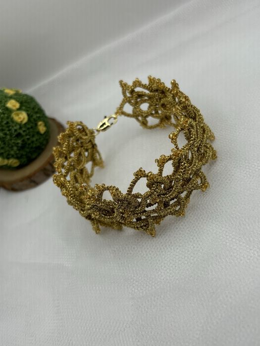 Гривна Златно Сияние Ръчно изработена Подарък за различни поводи