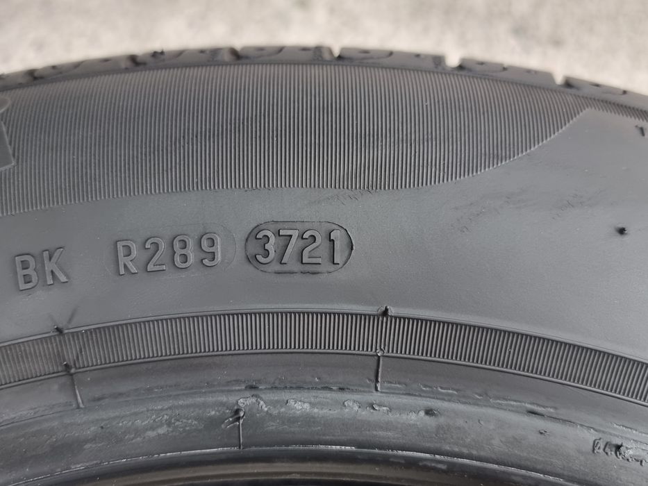 205/55/16 Pirelli 4Броя: 180€ 8.2мм като Нови