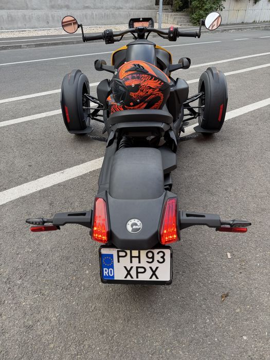 Can am  Ryker 900 /1500 km /garantie !