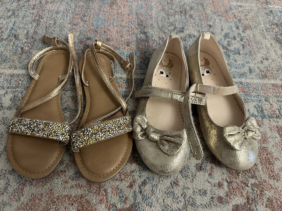 Сандалии для девочки