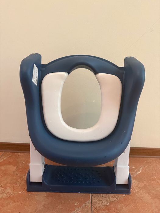 Чисто Нова Тоалетна седалка за деца