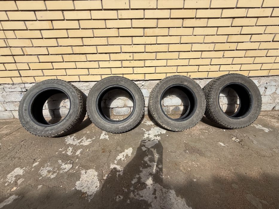 Продам зимние шины
