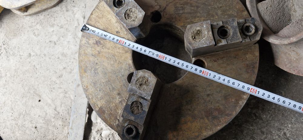 Патрон токарные.