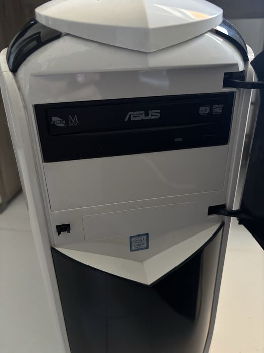 Pc gaming Asus + monitor,microfon