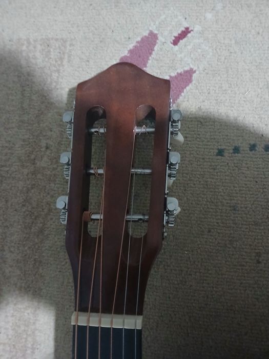Chitara acustica