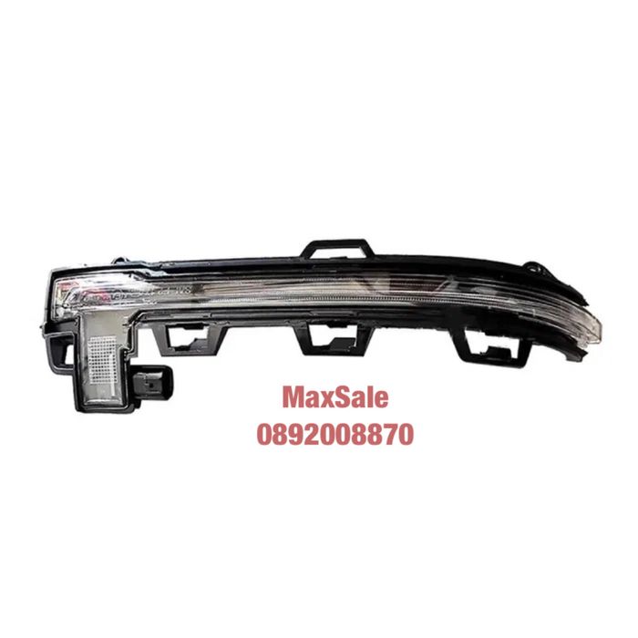 Мигач панел за странично огледало BMW X3 F25 F26 X5 F15 X6 F16