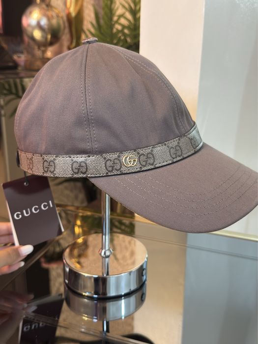 Șapcă Gucci GG – model elegant – gri/taupe