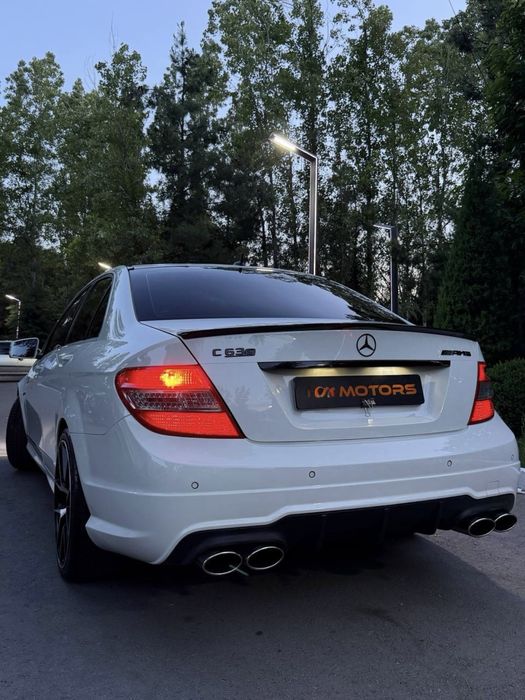 Mercedes benz W204
