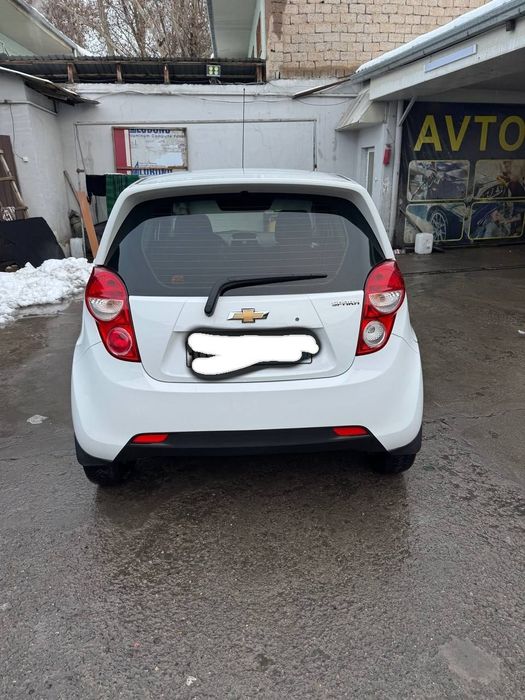 Продажа машина спарк механика