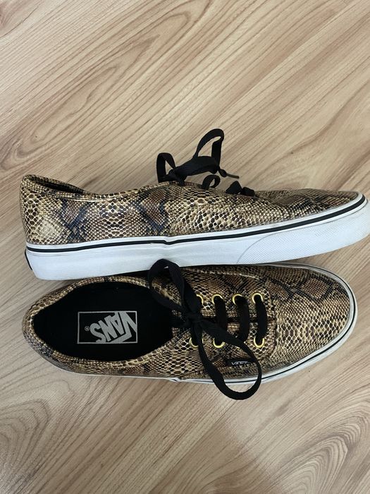 VANS /дамски обувки/сникърси 38