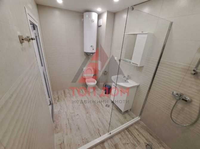 Дава се под наем Двустаен апартамент в Варна, Цветен квартал - 70 кв.м за 600 € - Снимка #7