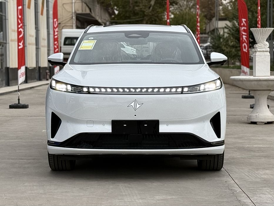 Dongfeng EP 008 210 Ultra 2025 Nalichi