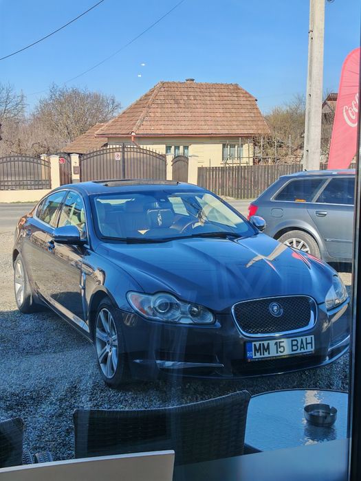 Dezmembrez Jaguar XF