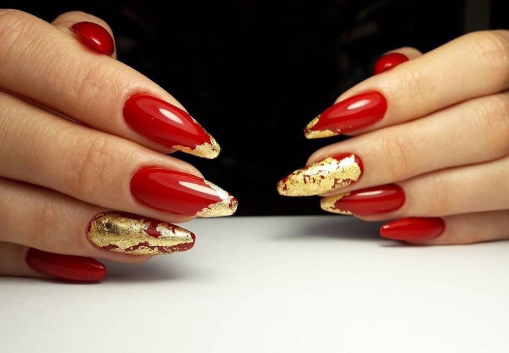 Маникюр и педикюр на выезд