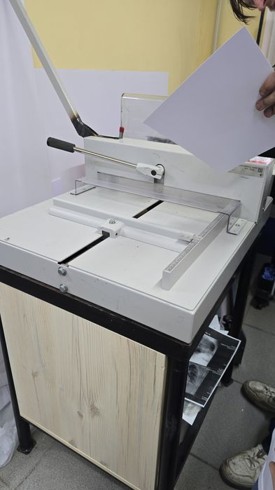 Ideal 4305 гильотина резак