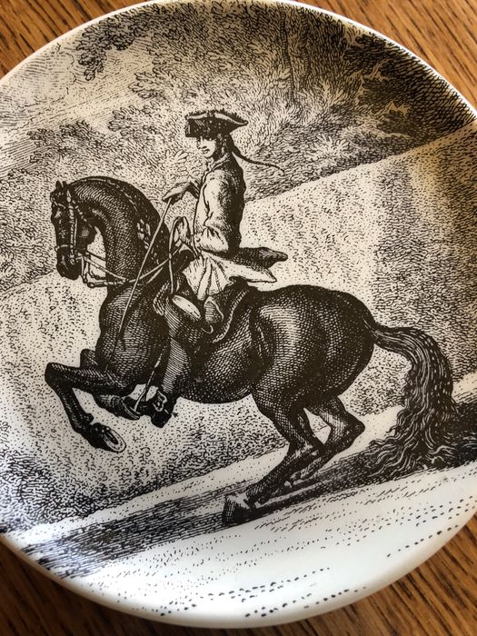 Farfurii mici decorative