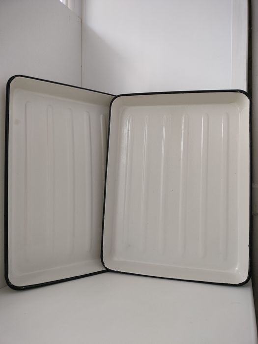 Блюдо прямоугольное эмаль- 45×35×4 см.