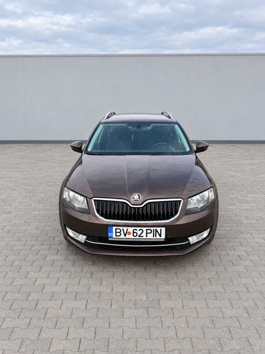 Škoda Octavia Combi 1.6 TDI DSG, 2016, 335.000 km — 6.000 €