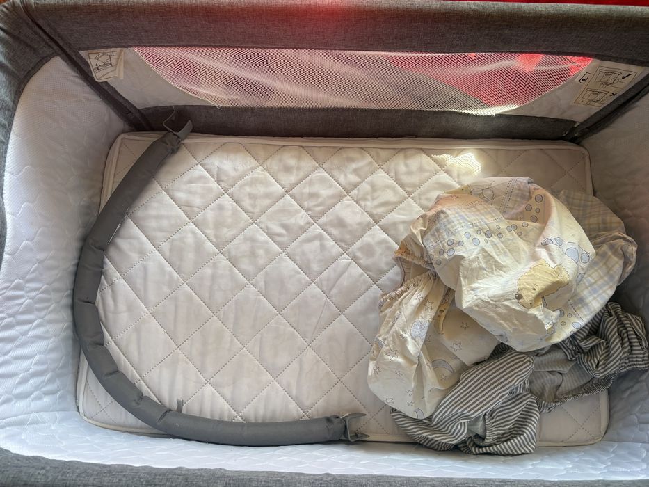 Patut co-sleeper atasabil