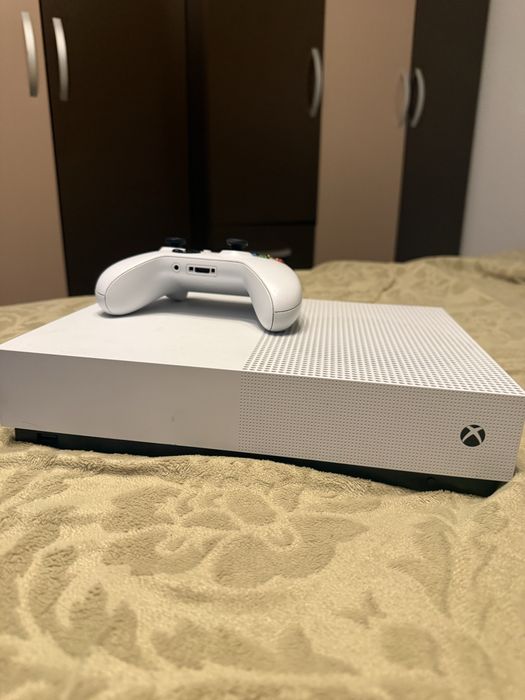 Xbox 1 S all digital 1TB