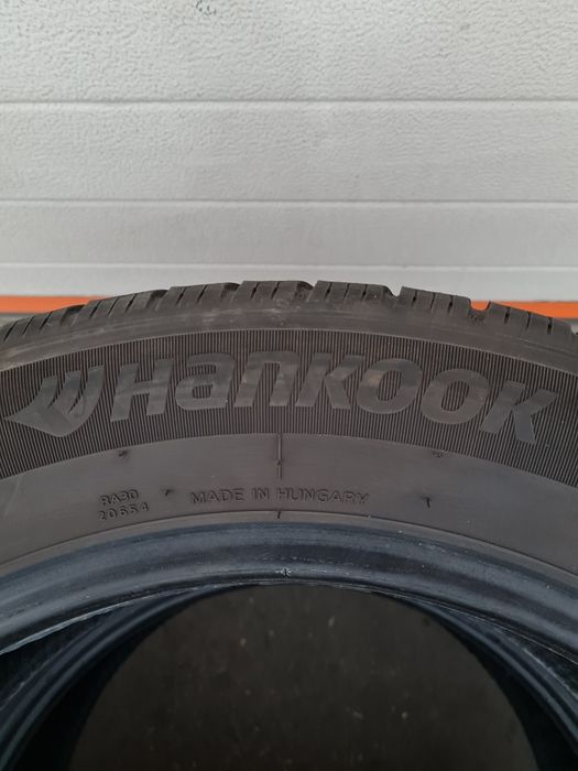 Всесезонни гуми за Бус 2 броя HANKOOK Ventra AS2 215 60 R17C дот 0722