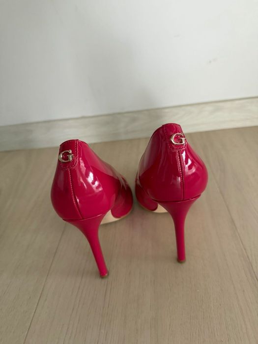 Официални обувки Guess