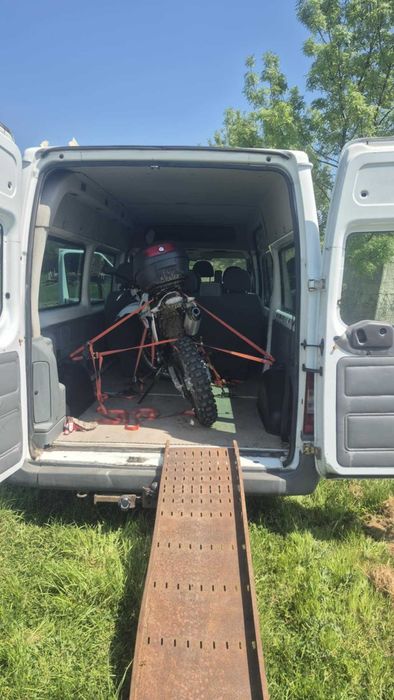 Бусове под наем 3бр. товарни 1бр. пътнически и автоплатформа Бургас