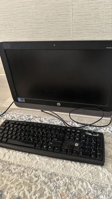 Продам моноблок HP ProOne 400 G1